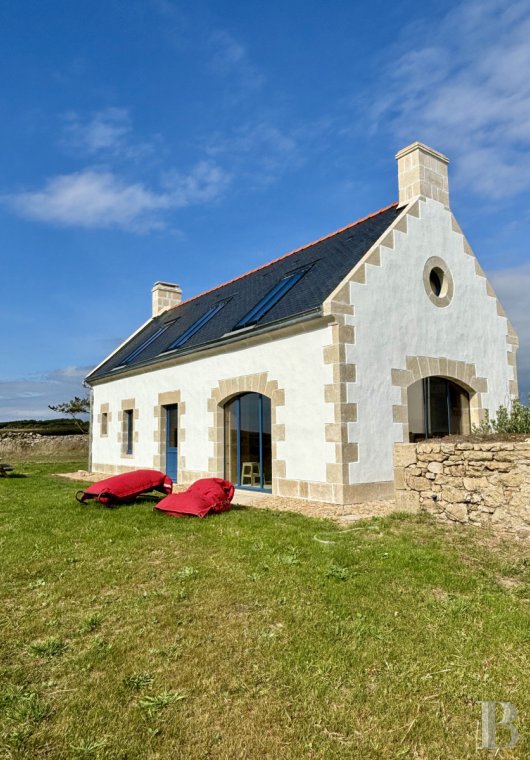 A former semaphore station overlooking the sea in Finistère, at the tip of Lervily - photo  n°32